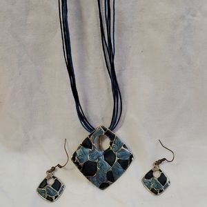 Necklace and Earring set NWT